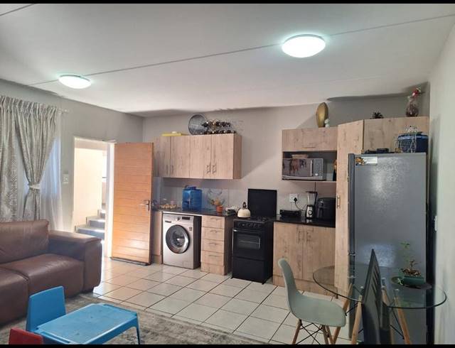 3 BEDROOM PROPERTY TO RENT IN KENLEAF